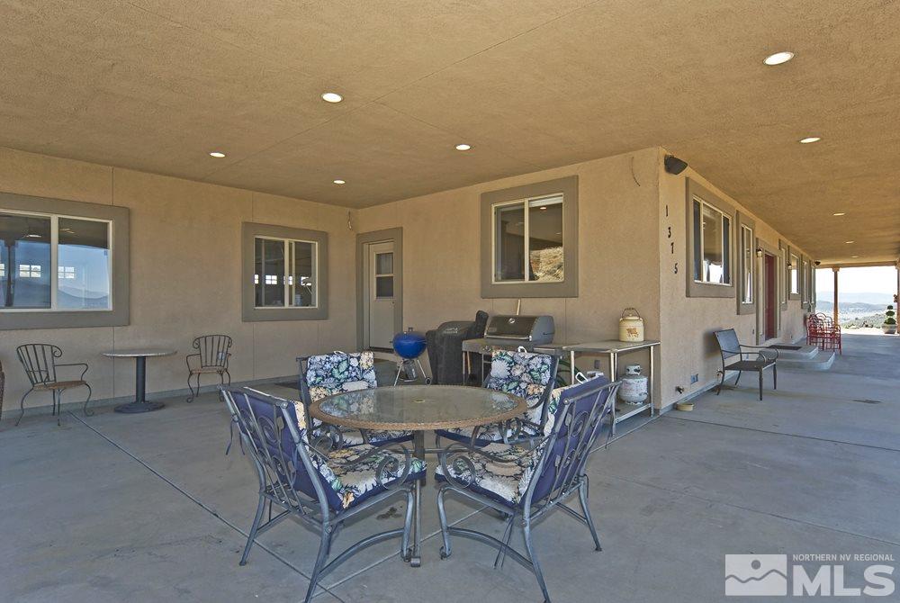 1375 Freds Mountain Road Reno, NV 89508 - Photo 4 of 40 a dining room with furniture and window
