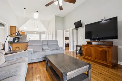 $399,900 | 526 Stetson Court, Murfreesboro, TN 37128