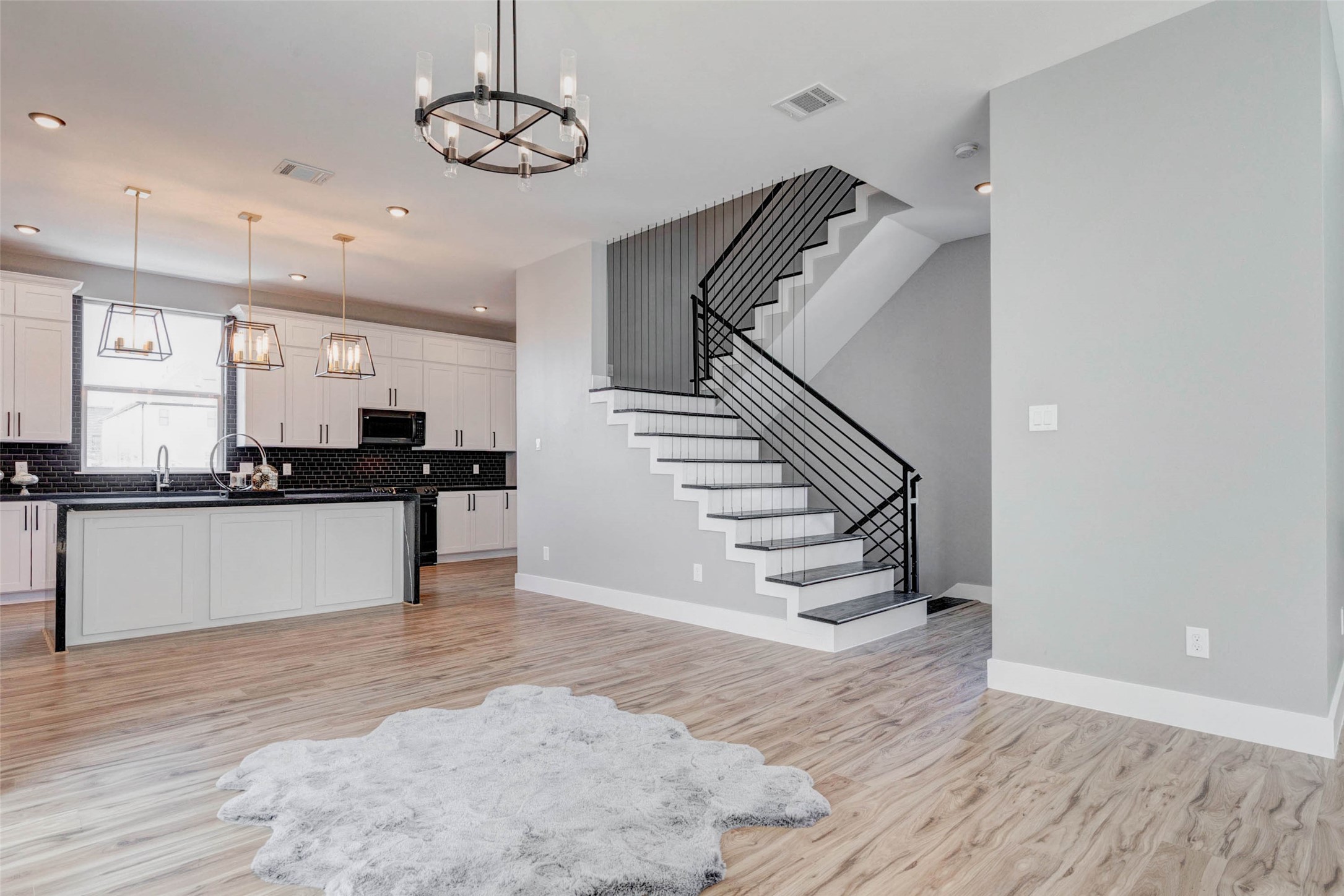 5522 Kiam Street, Unit A Houston, TX 77007 - Photo 11 of 46