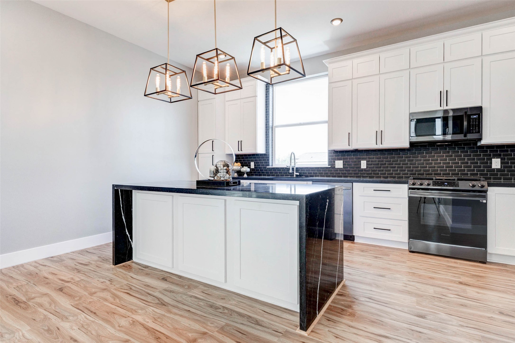 5522 Kiam Street, Unit A Houston, TX 77007 - Photo 13 of 46