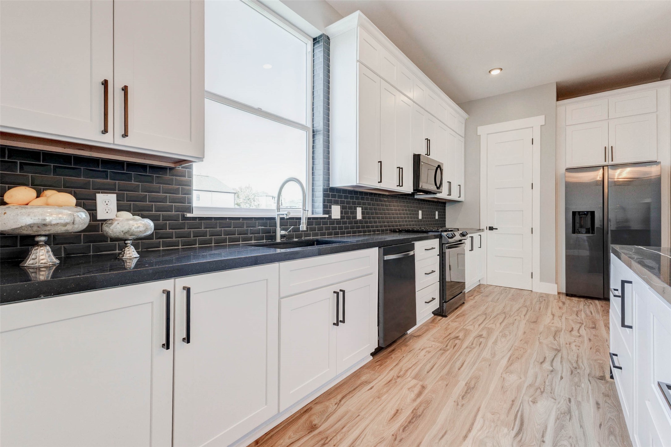 5522 Kiam Street, Unit A Houston, TX 77007 - Photo 14 of 46