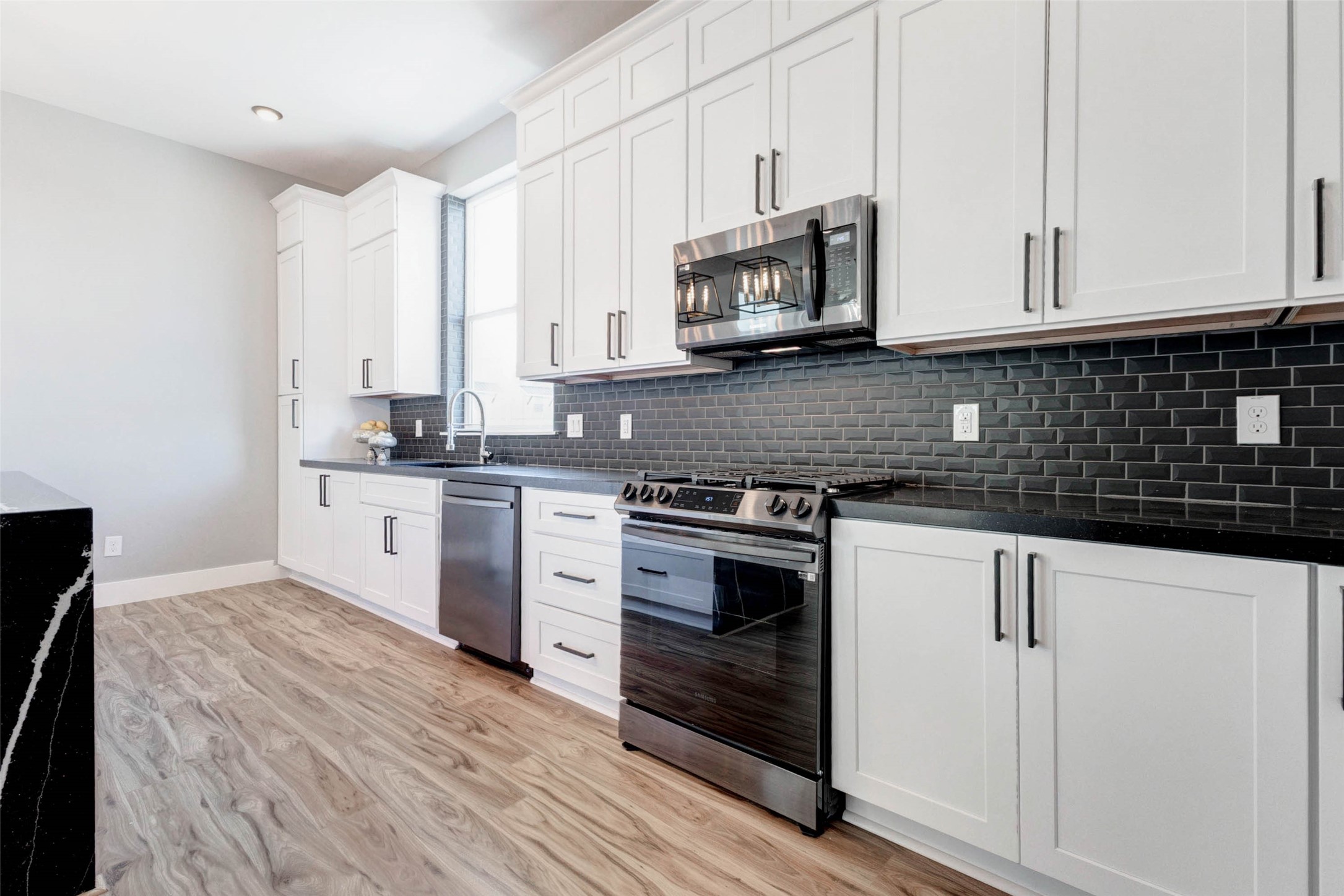 5522 Kiam Street, Unit A Houston, TX 77007 - Photo 17 of 46