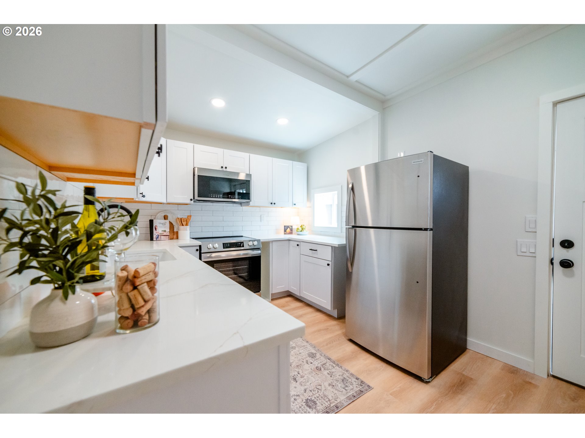 6800 Southeast Duke Street Portland, OR 97206 - Photo 8 of 25
