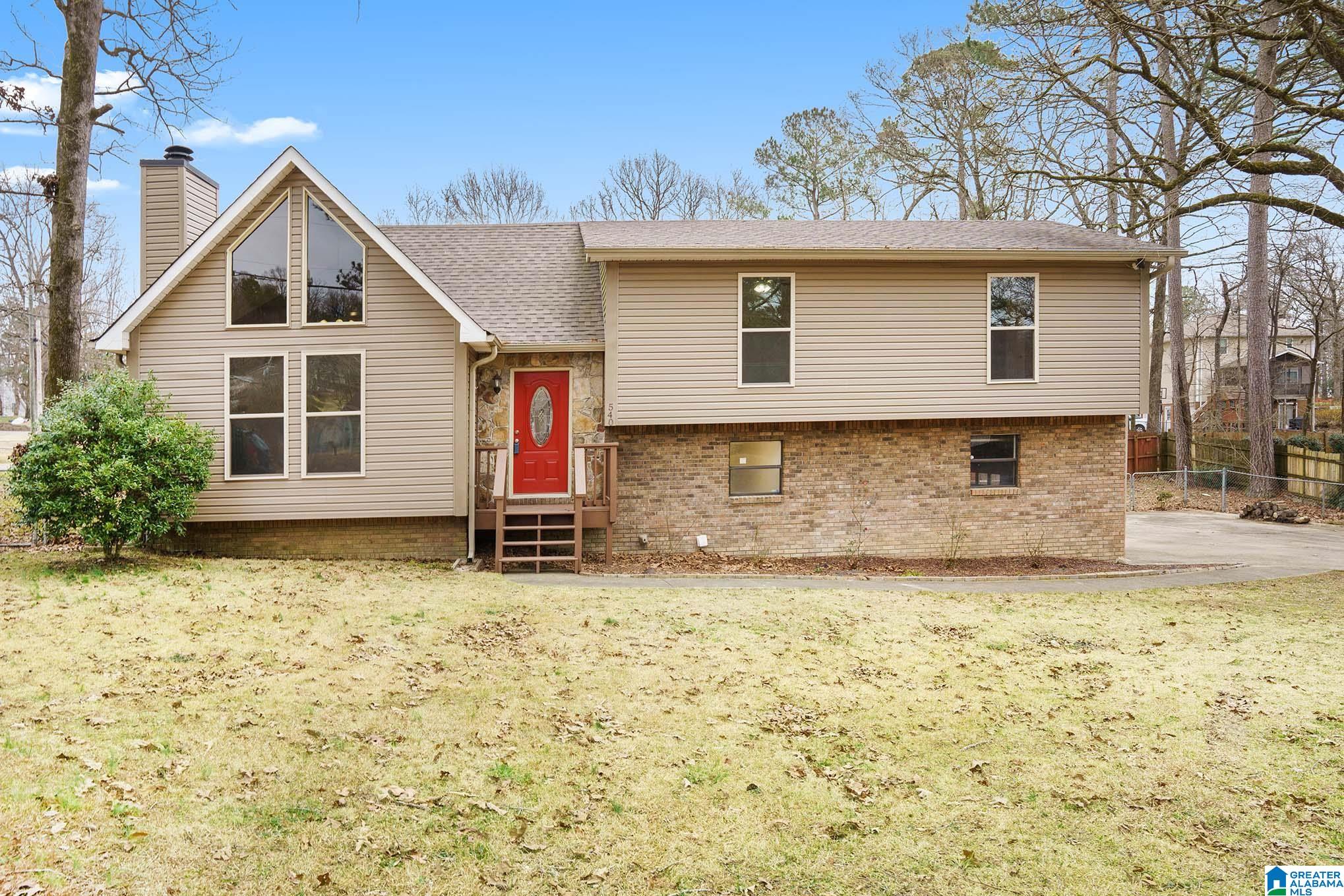 540 12th Street Northwest Alabaster, AL 35007 - Photo 2 of 30