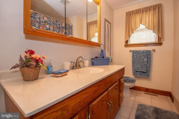 $375,000 | 6 Cypress Avenue, Wilmington, DE 19804