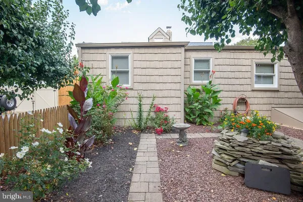 $375,000 | 6 Cypress Avenue, Wilmington, DE 19804