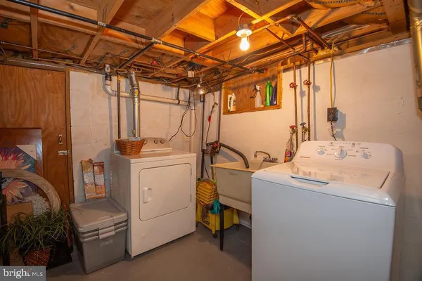 $375,000 | 6 Cypress Avenue, Wilmington, DE 19804