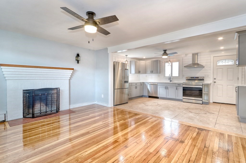 163 Rumney Road Revere, MA 02151 - Photo 3 of 27 Gallery Image 3