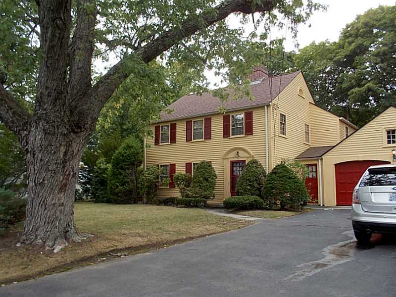 67 Westfield Road Warwick, RI 02888 - Photo 1 of 24 Exterior Front.