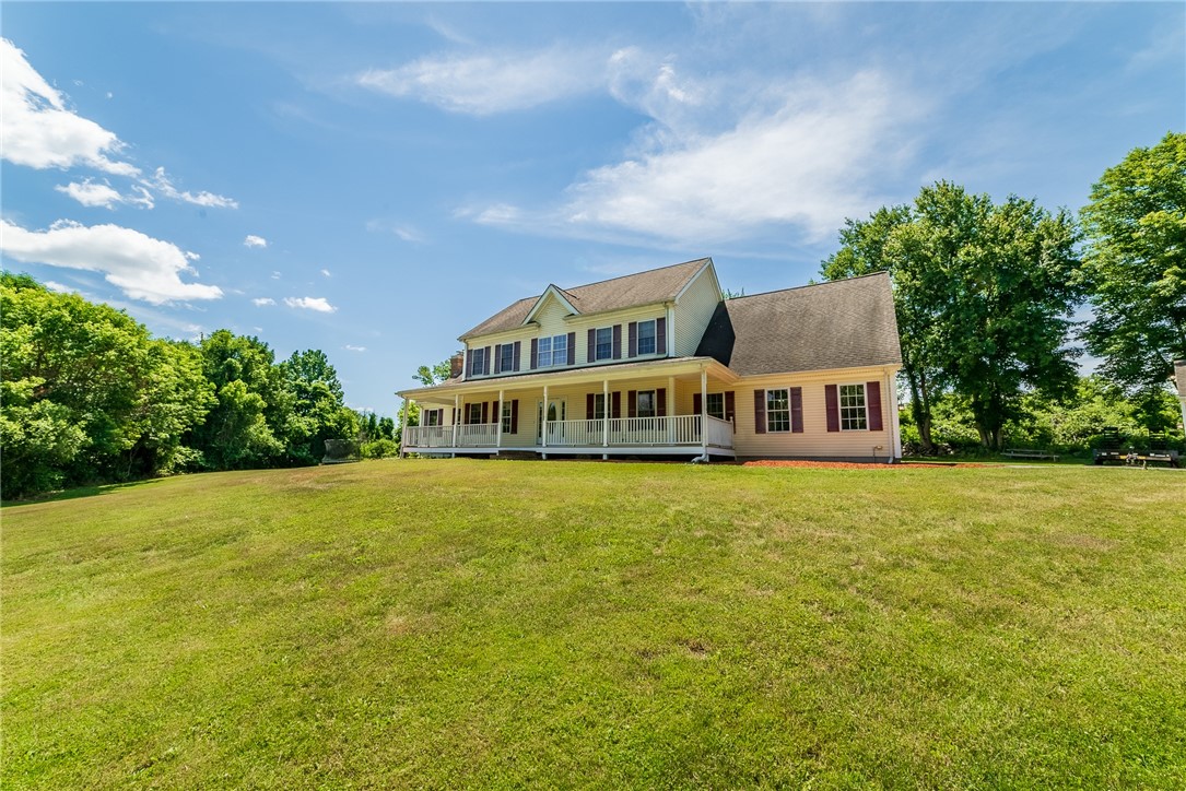 51 Pine Swamp Road Cumberland, RI 02895 - Photo 3 of 46