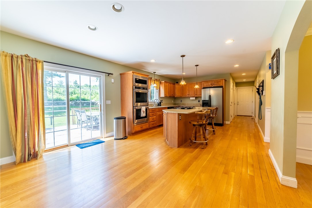51 Pine Swamp Road Cumberland, RI 02895 - Photo 7 of 46