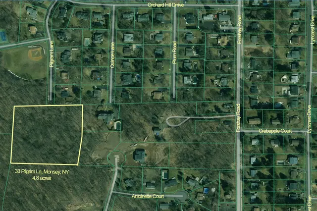 a view of a bathroom