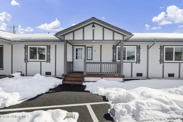 $325,000 | 140 Railroad Avenue, Unit 4, Kellogg, ID 83837