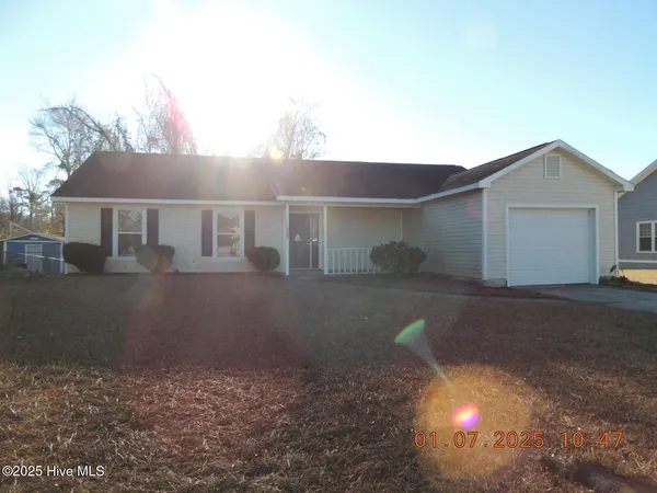 $1,500 | 2439 Saddleridge Drive, Midway Park, NC 28544
