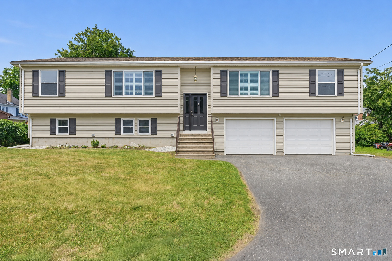 3 Charles Street Enfield, CT 06082 - Photo 1 of 38
