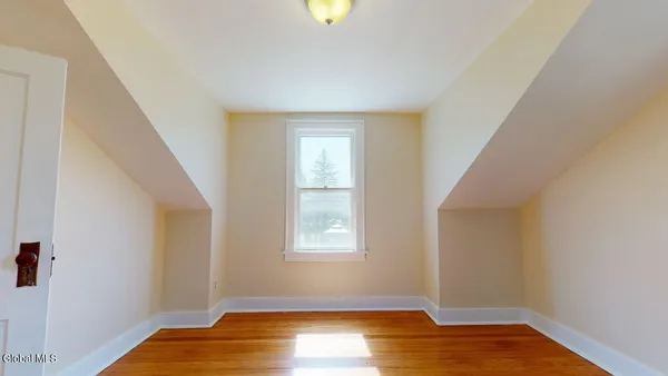 $1,595 | 63 Wellington Avenue, Unit 2, Albany, NY 12203