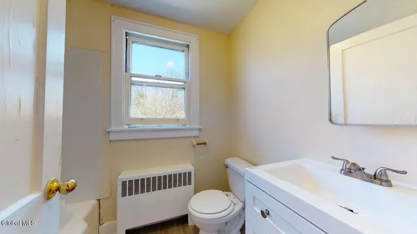 $1,595 | 63 Wellington Avenue, Unit 2, Albany, NY 12203