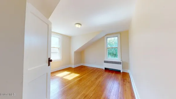 $1,595 | 63 Wellington Avenue, Unit 2, Albany, NY 12203