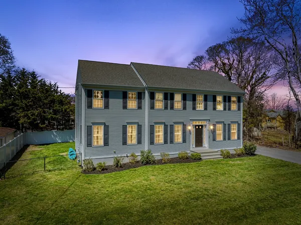 $799,000 | 14 Grandview Avenue, Fairhaven, MA 02719