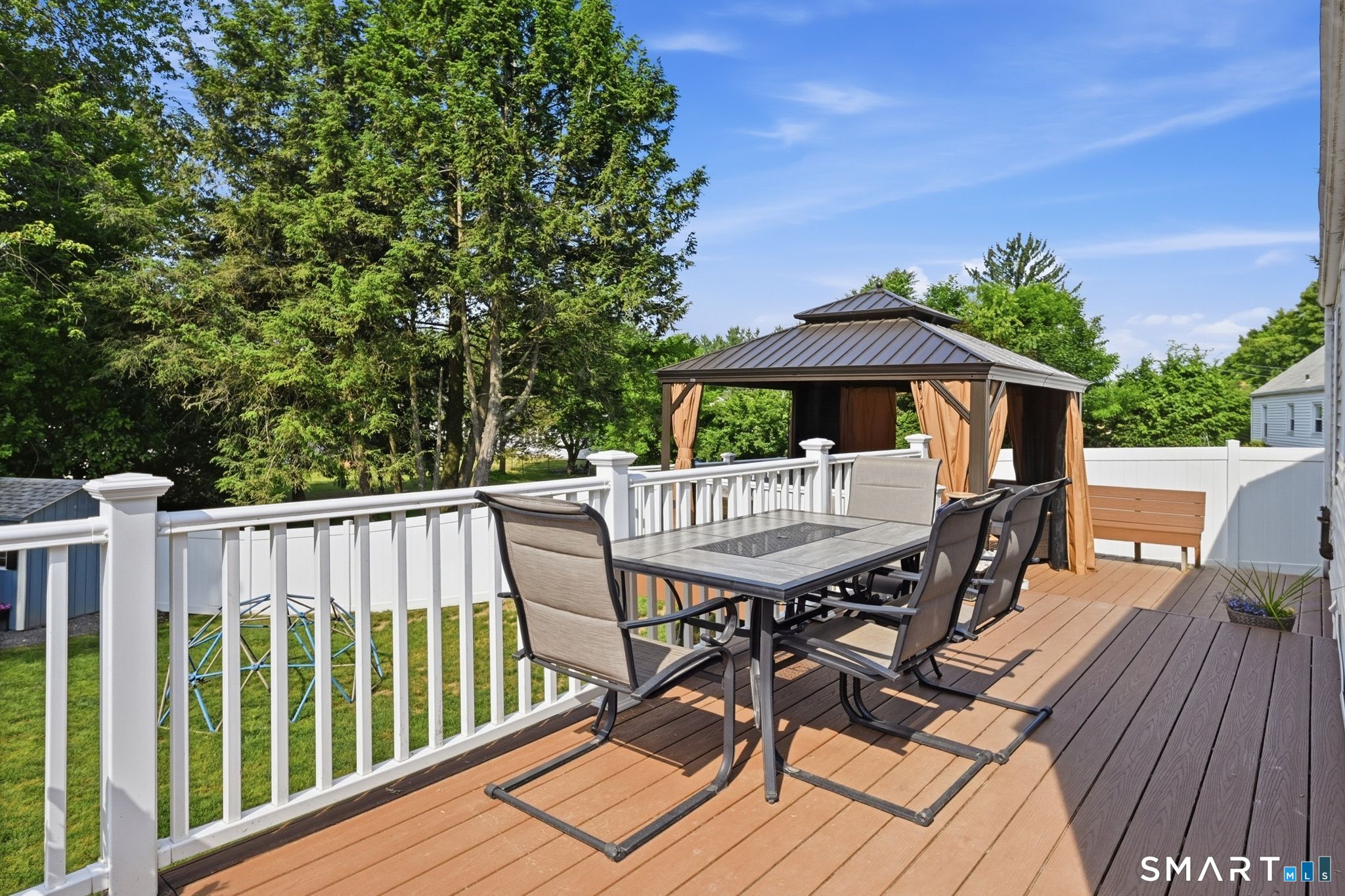 18 Freemont Road Enfield, CT 06082 - Photo 26 of 36