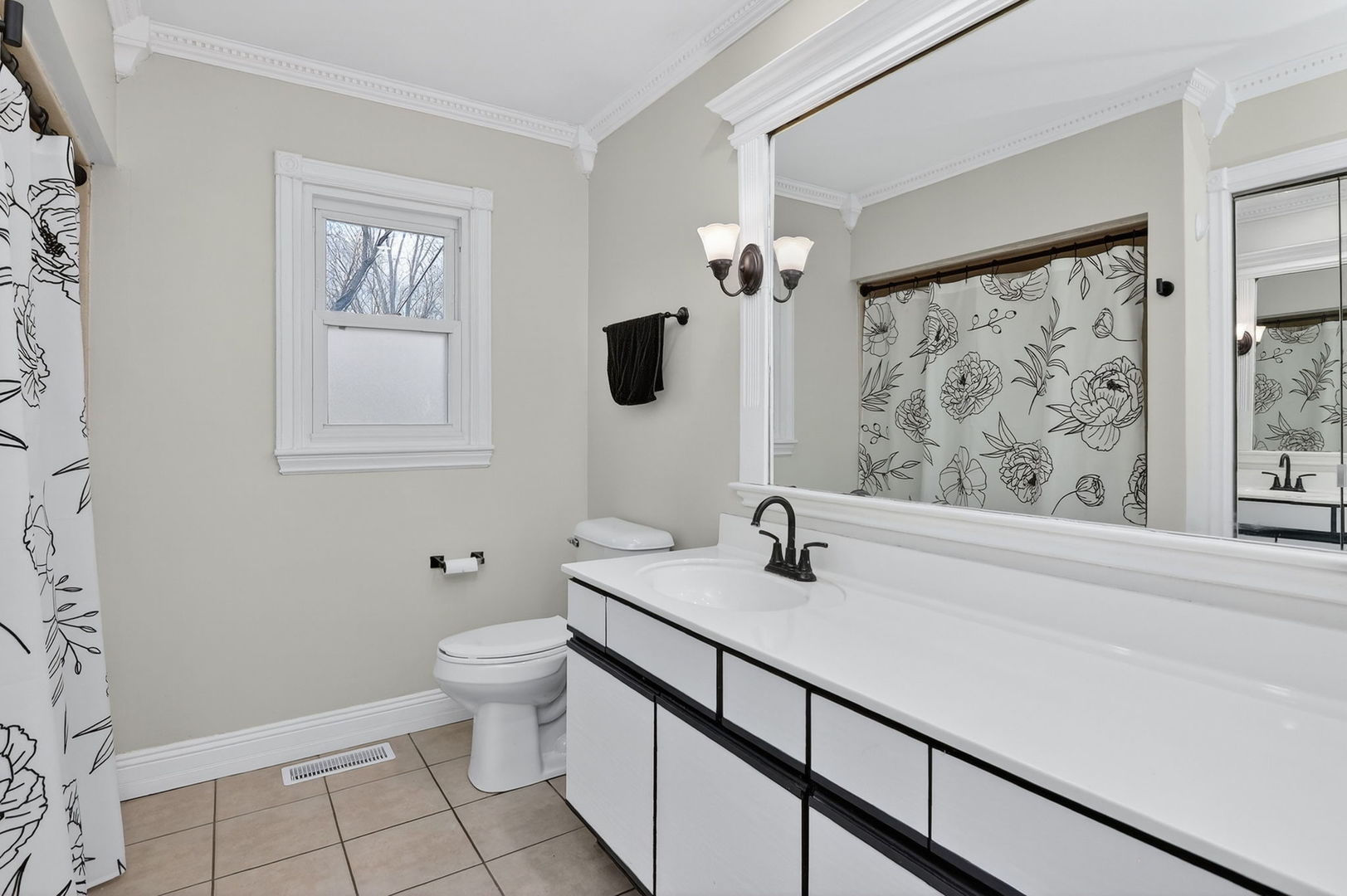 4N170 Wiant Road West Chicago, IL 60185 - Photo 12 of 23