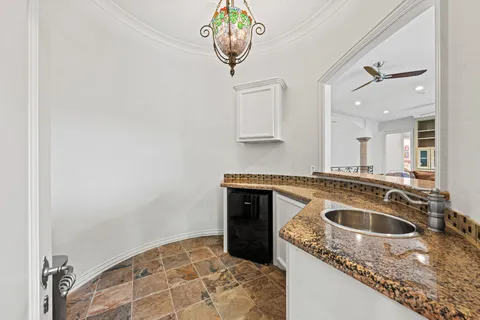 $2,750,000 | 64 Saddlebrook Lane, Houston, TX 77024