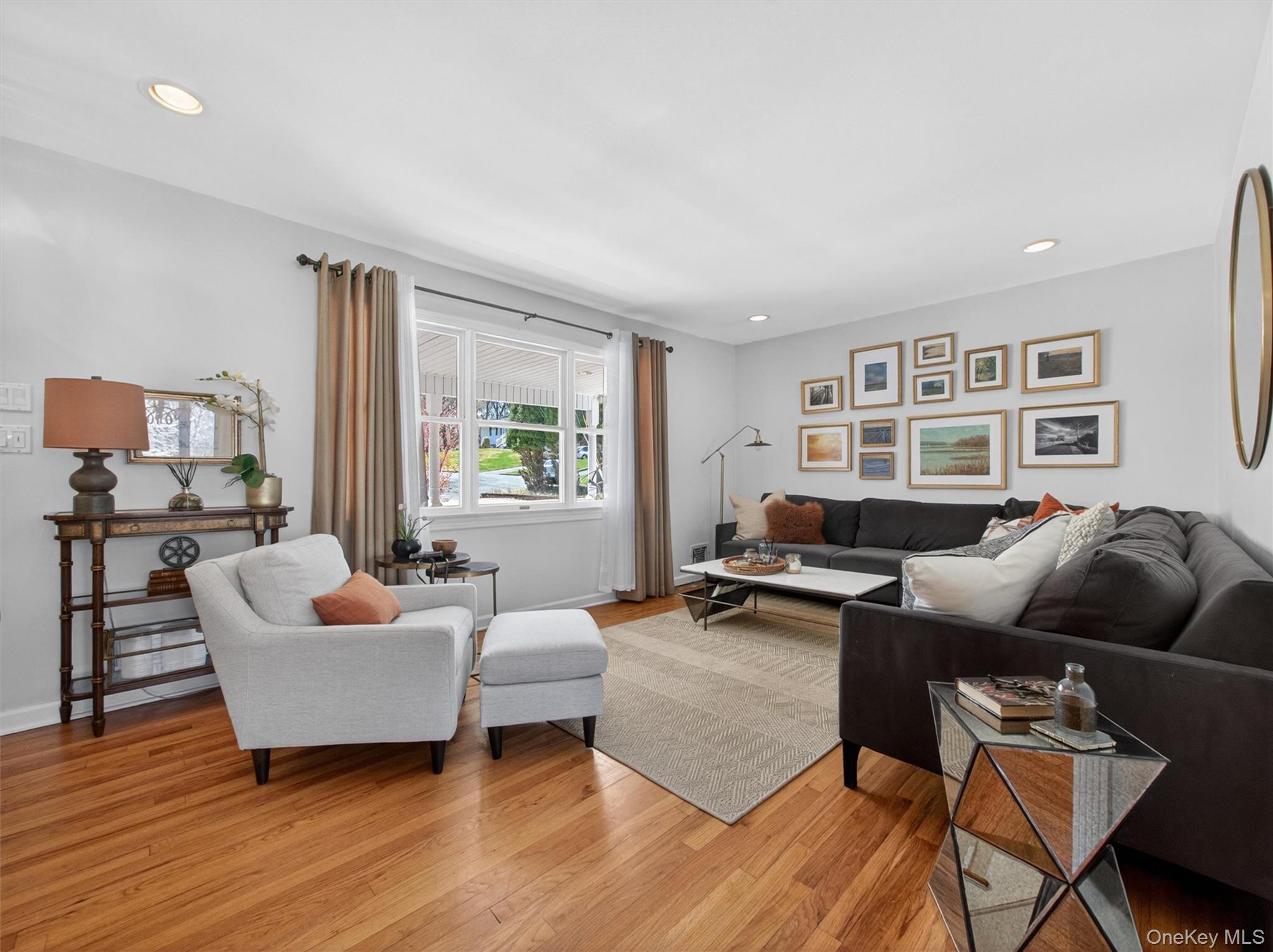 20 Tygert Road Blauvelt, NY 10913 - Photo 7 of 40 Living area with light wood-style flooring and recessed lighting
