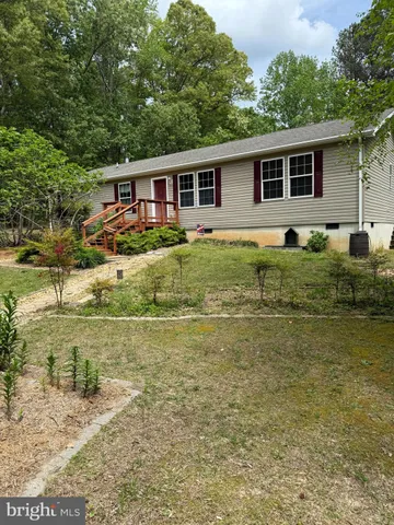 $327,000 | 256 Pierce Crk Landing, Montross, VA 22520