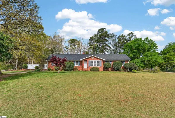 $349,900 | 160 Burdette Circle, Pendleton, SC 29670