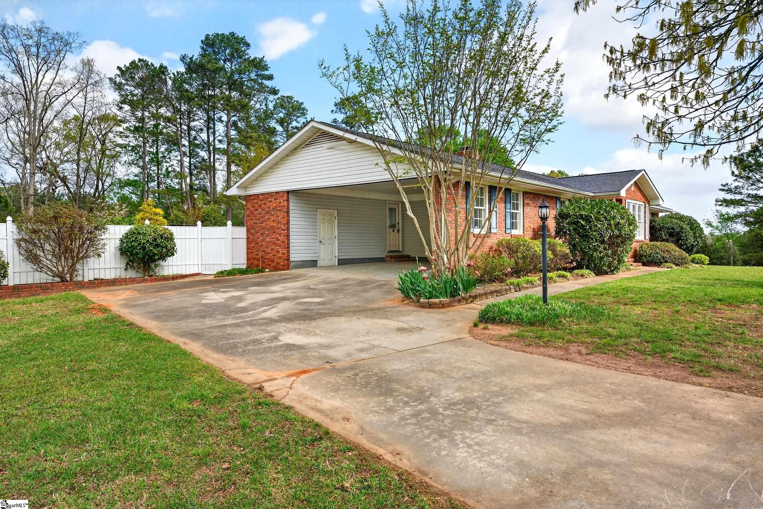 160 Burdette Circle Pendleton, SC 29670 - Photo 4 of 38