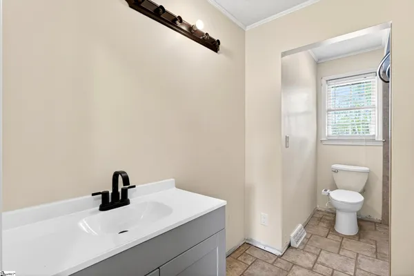 $349,900 | 160 Burdette Circle, Pendleton, SC 29670