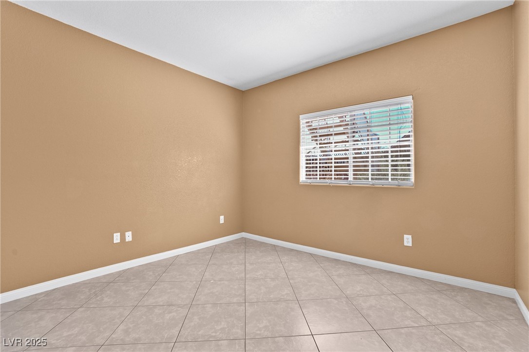 4730 East Craig Road, Unit 1005 Las Vegas, NV 89115 - Photo 14 of 27