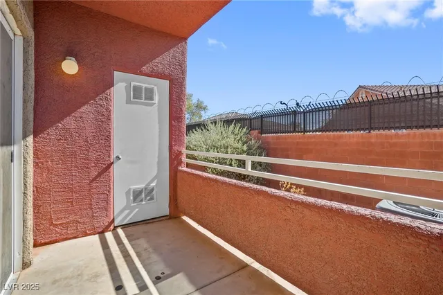 $1,000 | 4730 East Craig Road, Unit 1005, Las Vegas, NV 89115