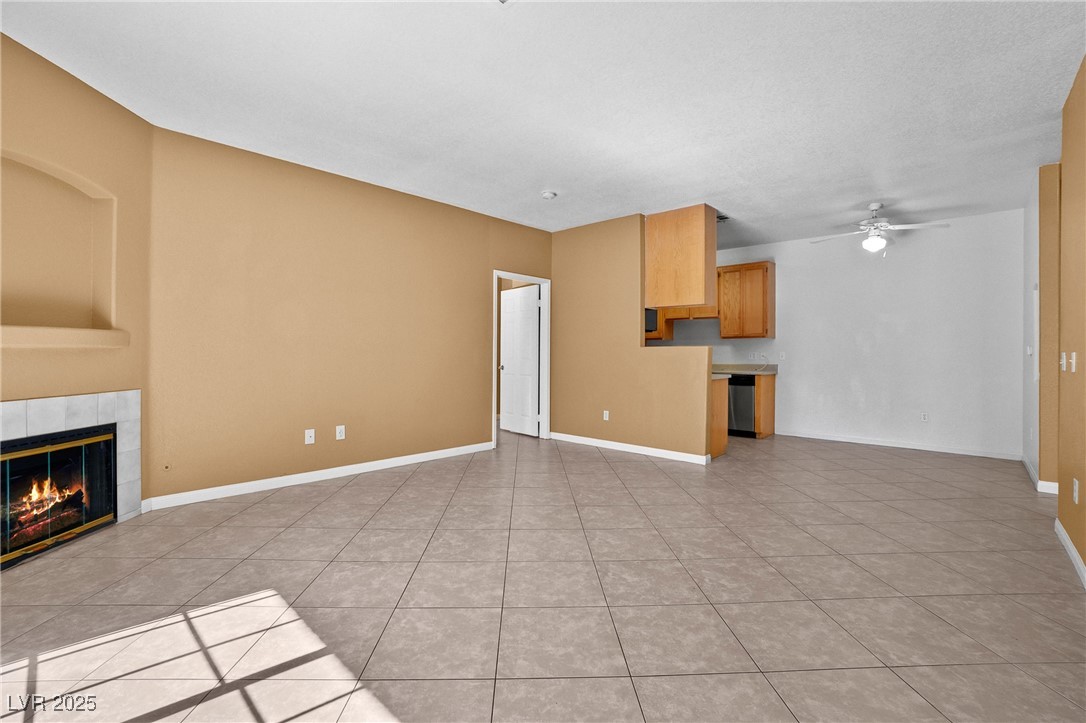 4730 East Craig Road, Unit 1005 Las Vegas, NV 89115 - Photo 3 of 27