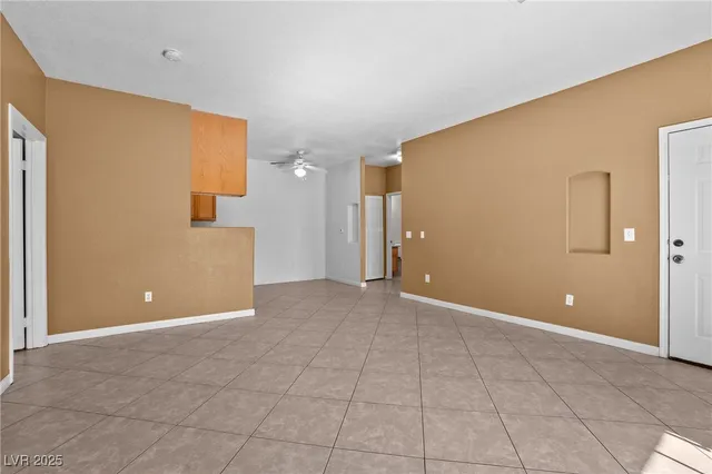 $1,000 | 4730 East Craig Road, Unit 1005, Las Vegas, NV 89115