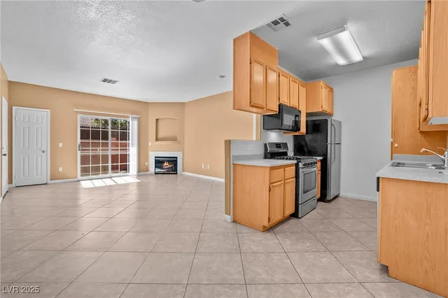$1,000 | 4730 East Craig Road, Unit 1005, Las Vegas, NV 89115