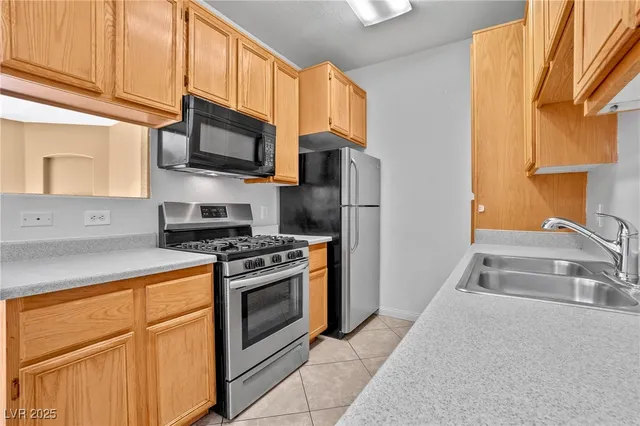 $1,000 | 4730 East Craig Road, Unit 1005, Las Vegas, NV 89115