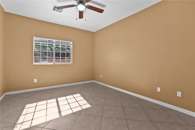 $1,000 | 4730 East Craig Road, Unit 1005, Las Vegas, NV 89115