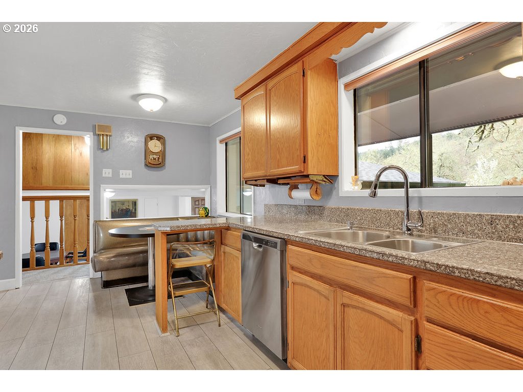 85183 Chezem Road Eugene, OR 97405 - Photo 10 of 43