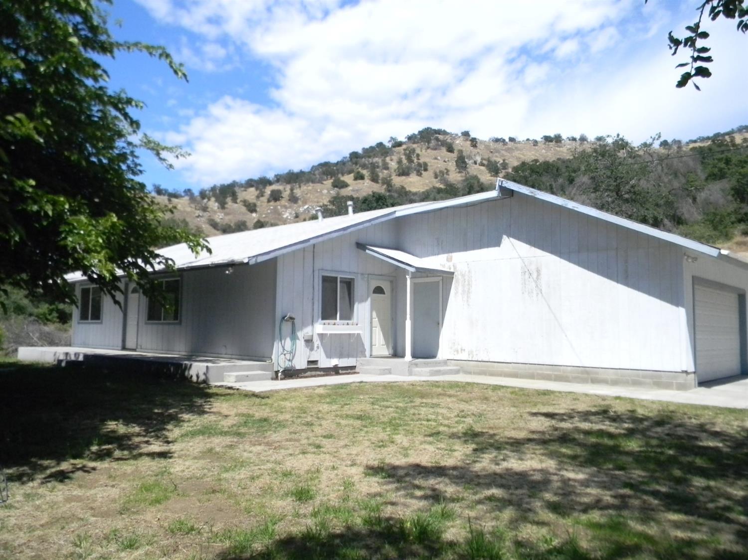 42240 Mynatt Drive Three Rivers, CA 93271 - Photo 1 of 20 Gallery Image 1
