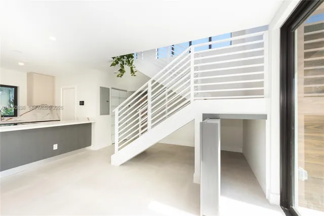 $3,199,900 | 101 Southwest 25th Road, Miami, FL 33129