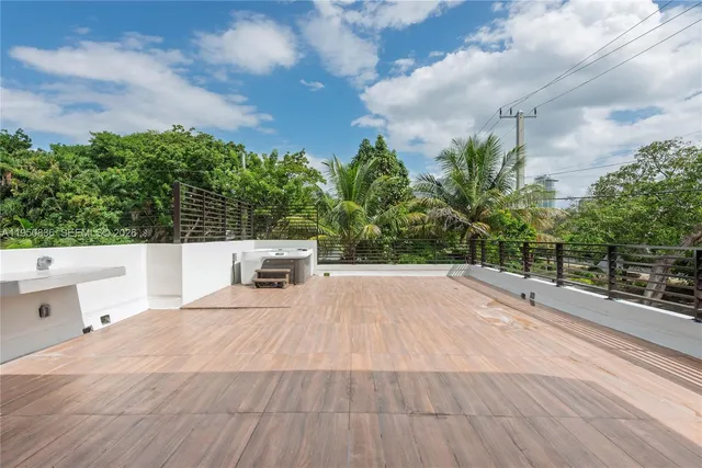 $3,199,900 | 101 Southwest 25th Road, Miami, FL 33129