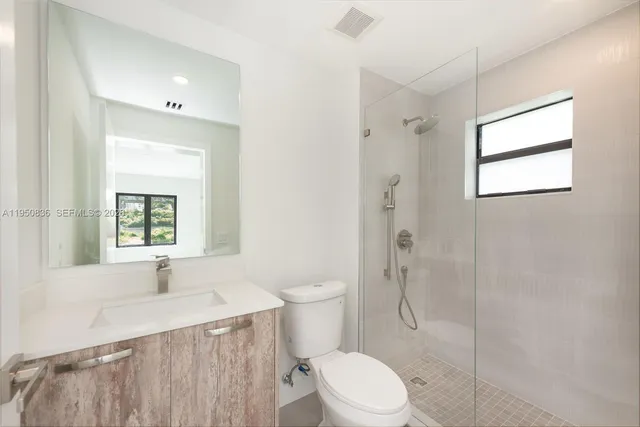 $3,199,900 | 101 Southwest 25th Road, Miami, FL 33129