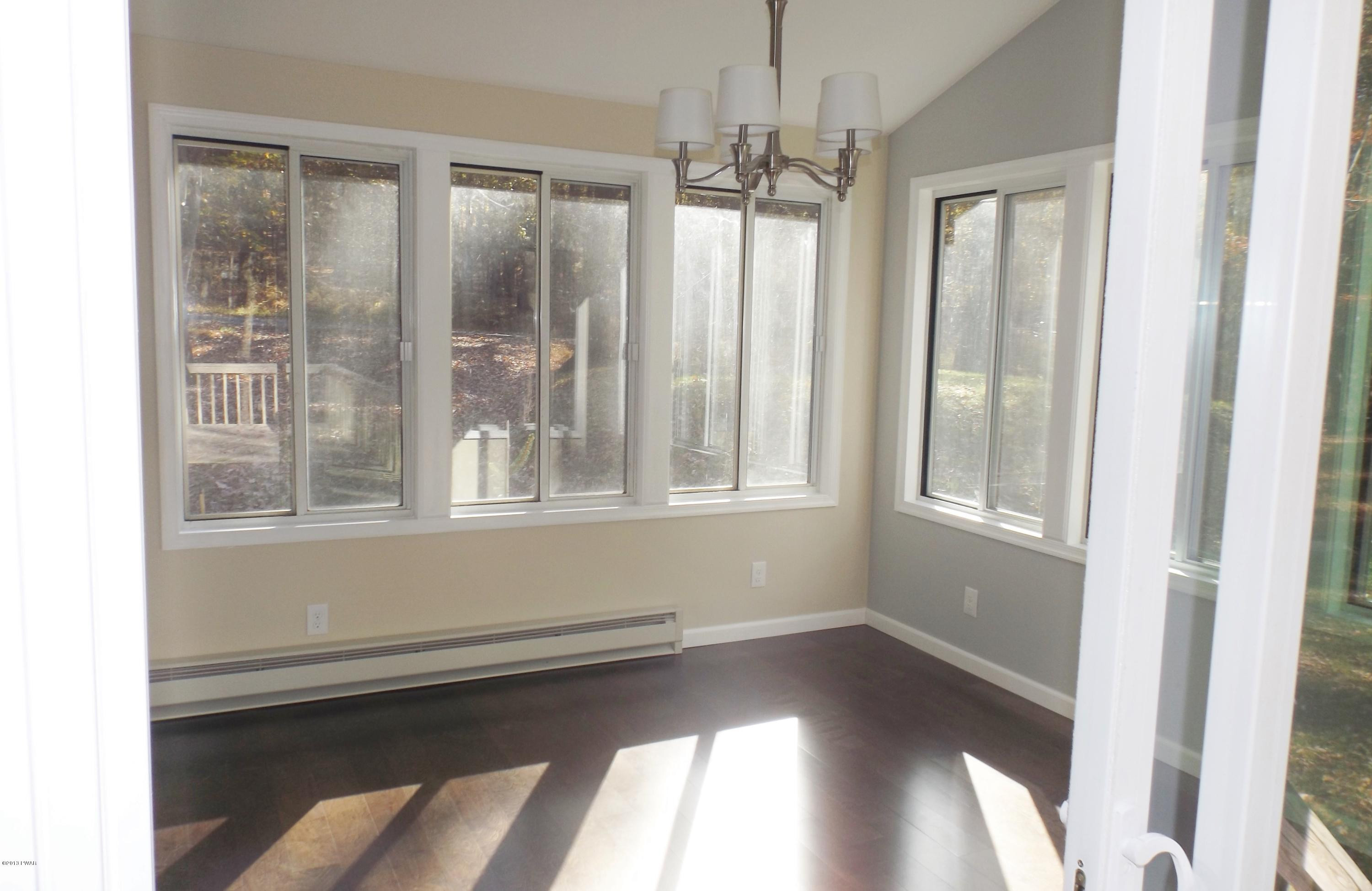 125 White Deer Road Milford, PA 18337 - Photo 6 of 16