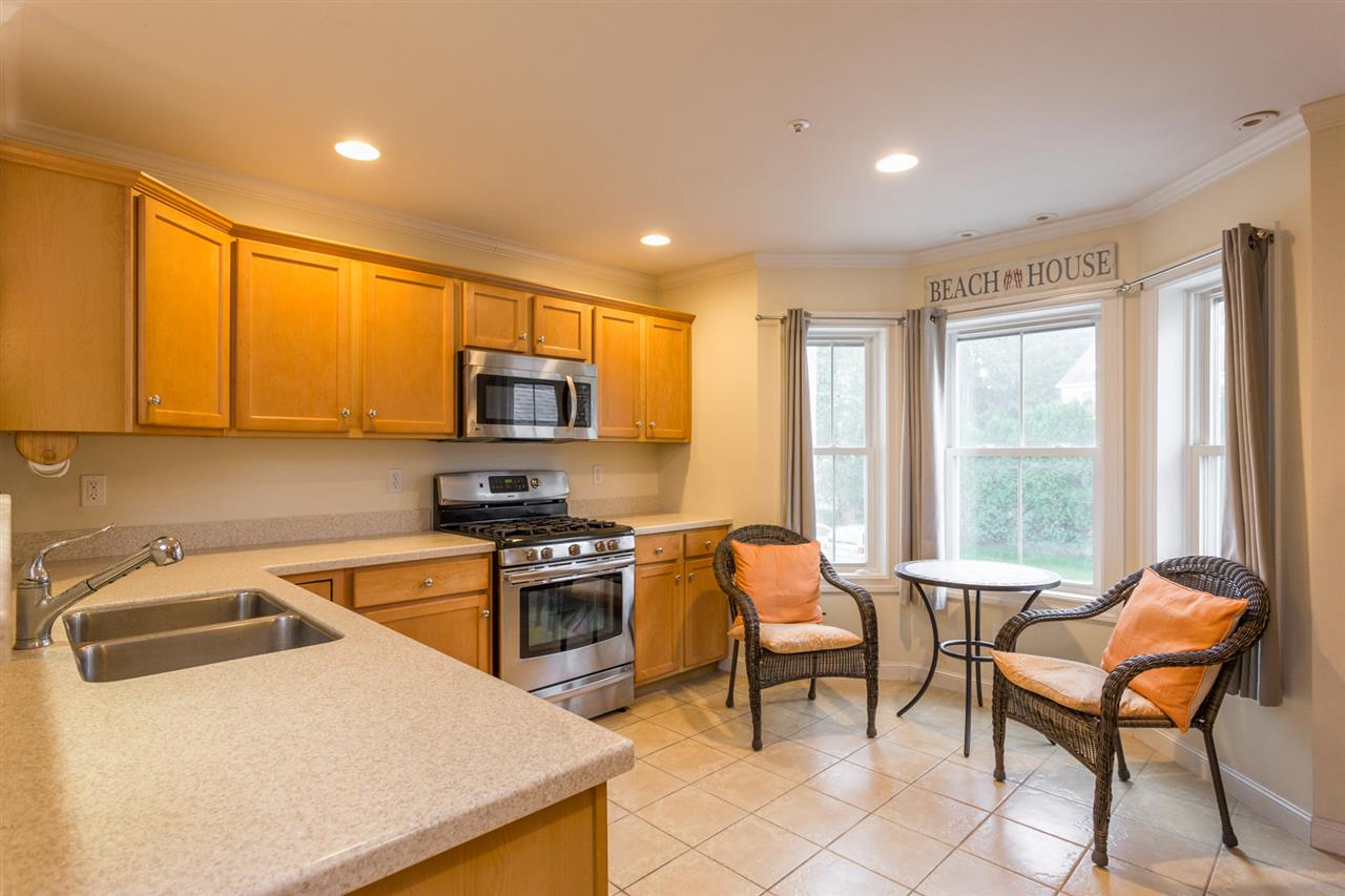 243 Drakeside Road, Unit 15 Hampton, NH 03842 - Photo 4 of 31