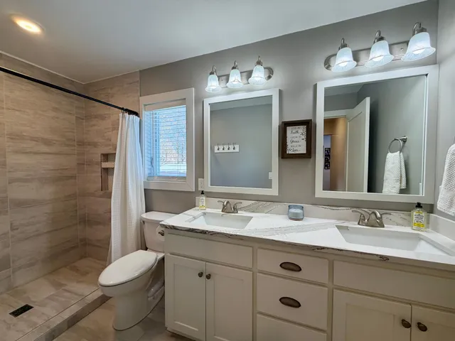 $469,000 | 301 Dale Street Southwest, Hutchinson, MN 55350