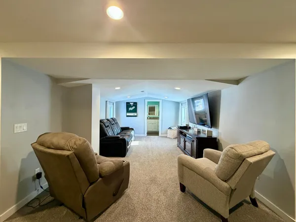 $449,000 | 301 Dale Street Southwest, Hutchinson, MN 55350