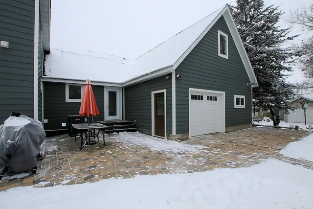 $469,000 | 301 Dale Street Southwest, Hutchinson, MN 55350