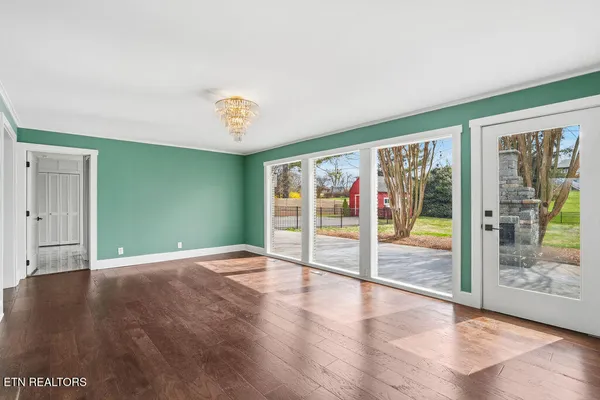 $899,000 | 7104 Cresthill Drive, Knoxville, TN 37919