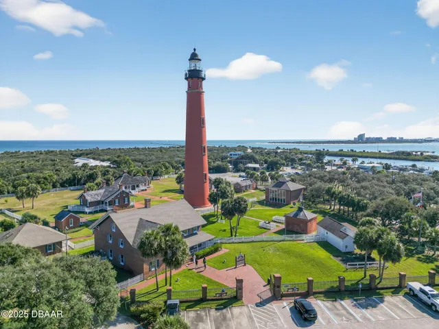 $389,000 | 61 Beverly Hills Avenue, Ponce Inlet, FL 32127